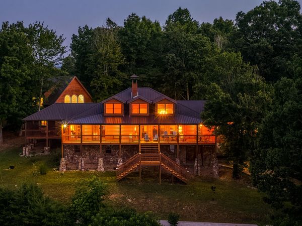 260 Lakeside Lodge Lane, Spring City, TN 37381