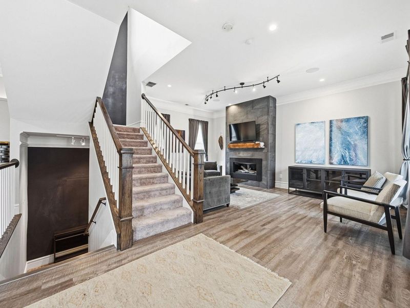 225 S Ohio Avenue , Unit 12, Columbus, OH 43205 Photo 6
