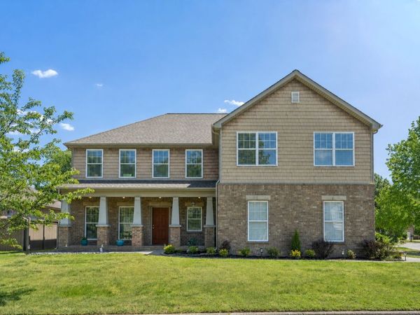 7476 Riverland Dr, Nashville, TN 37221