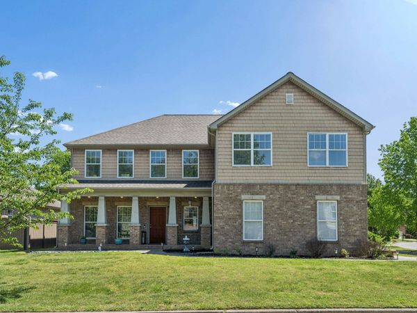 7476 Riverland Dr, Nashville, TN 37221