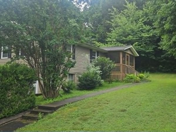 5231 Watkins Ford Rd , Southside, TN 37171