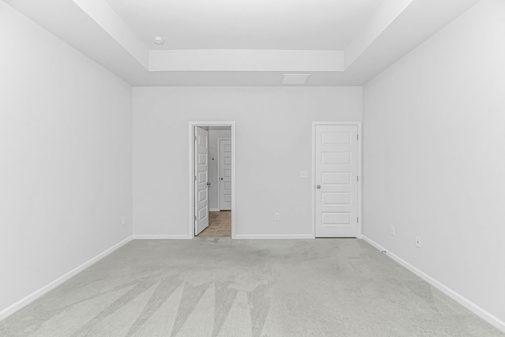 5709 Whitebark Dr. Photo 17