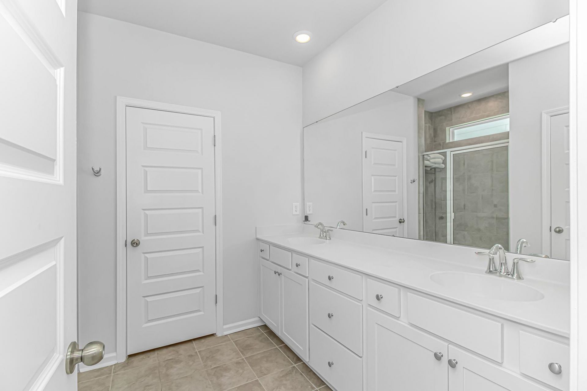 5709 Whitebark Dr. Photo 18