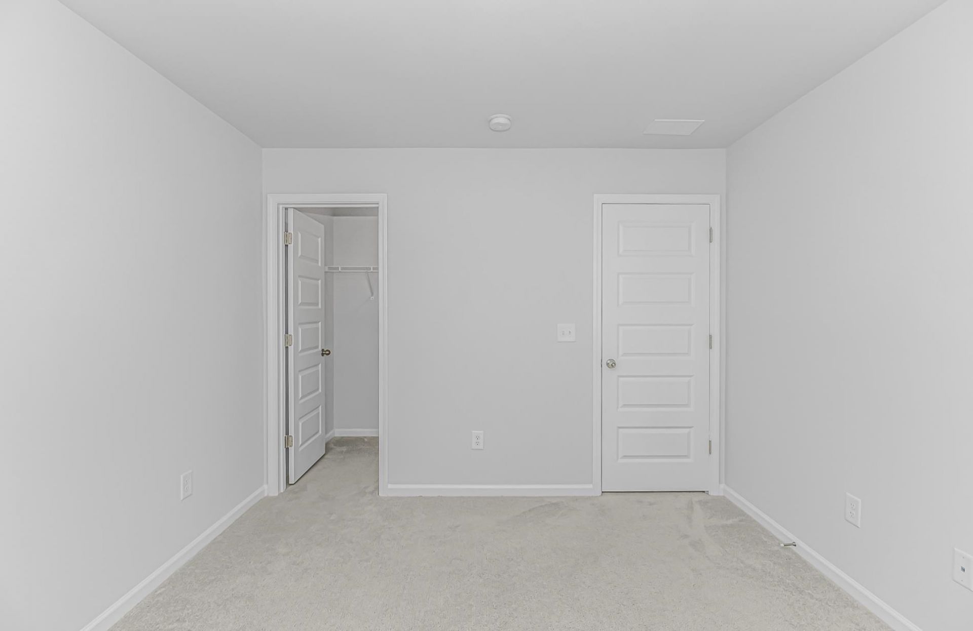 5709 Whitebark Dr. Photo 21