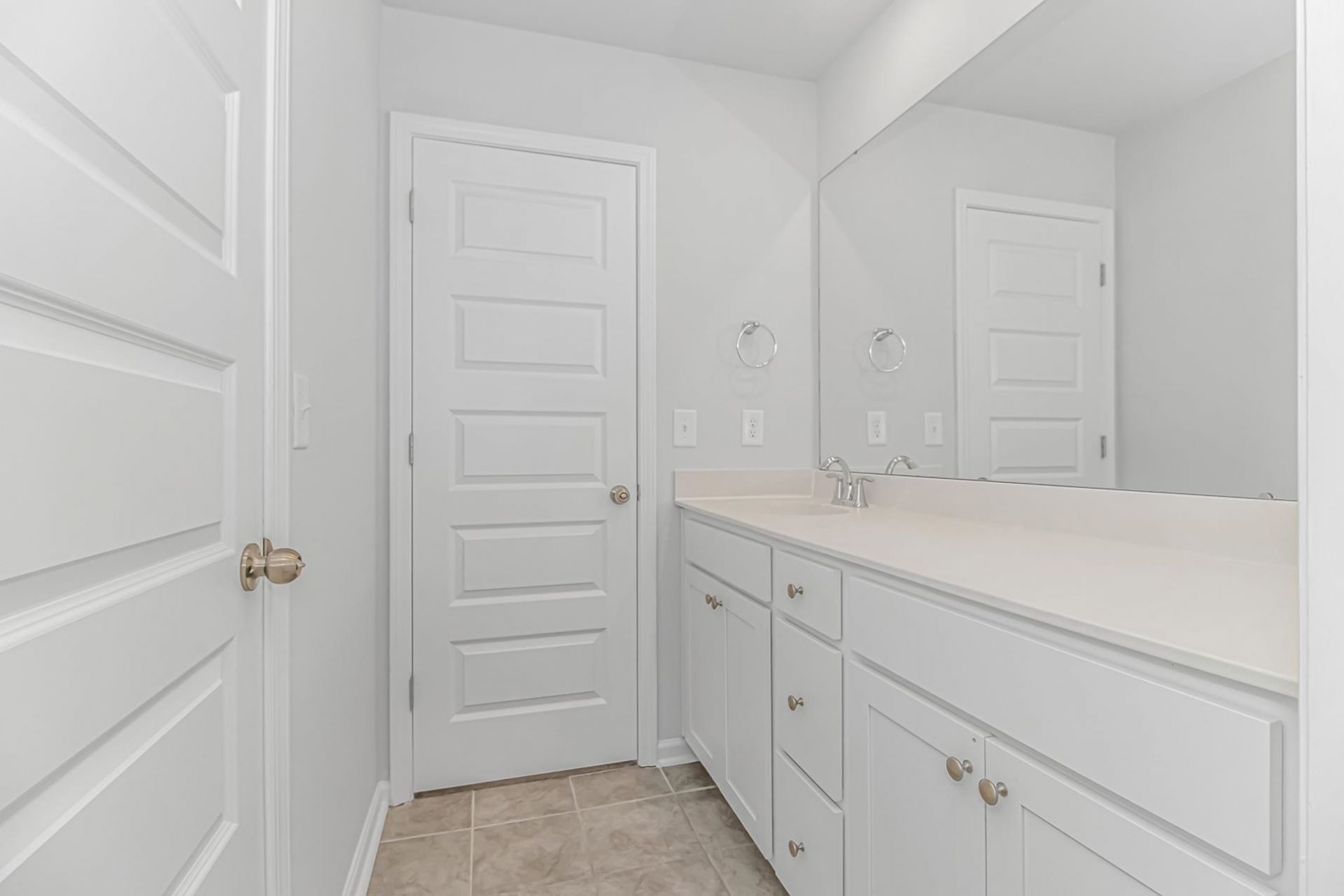 5709 Whitebark Dr. Photo 22