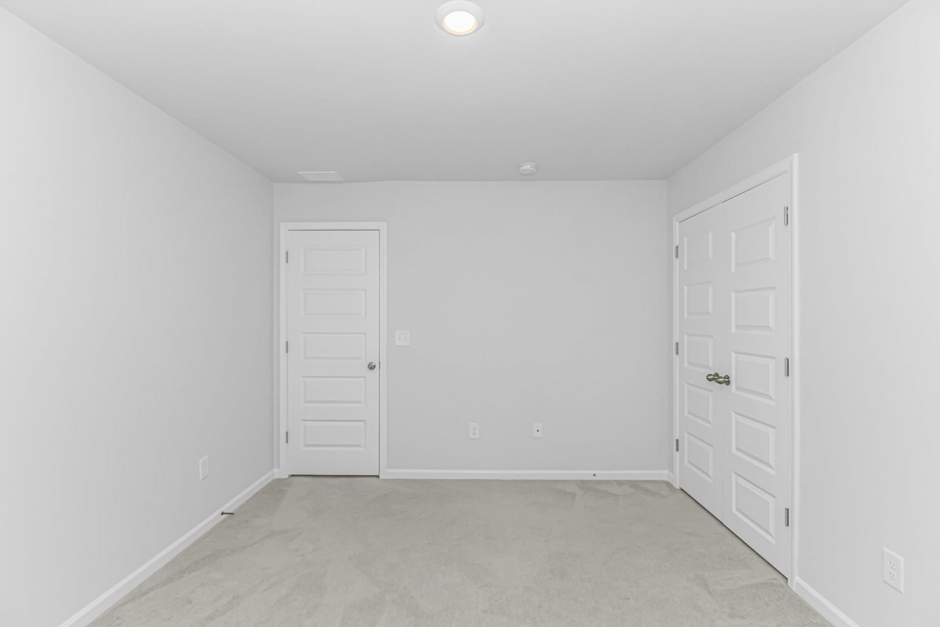 5709 Whitebark Dr. Photo 27