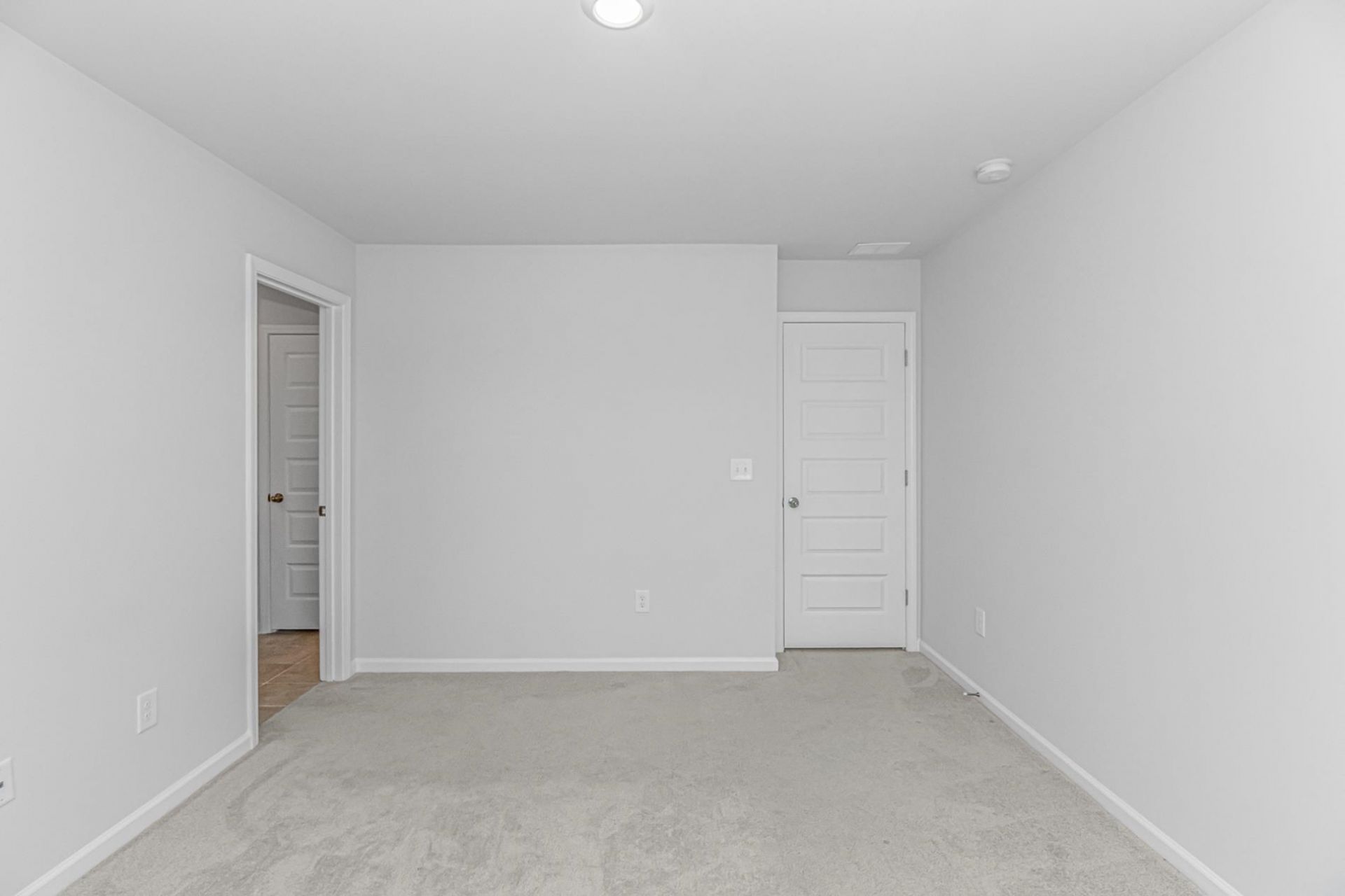 5709 Whitebark Dr. Photo 30