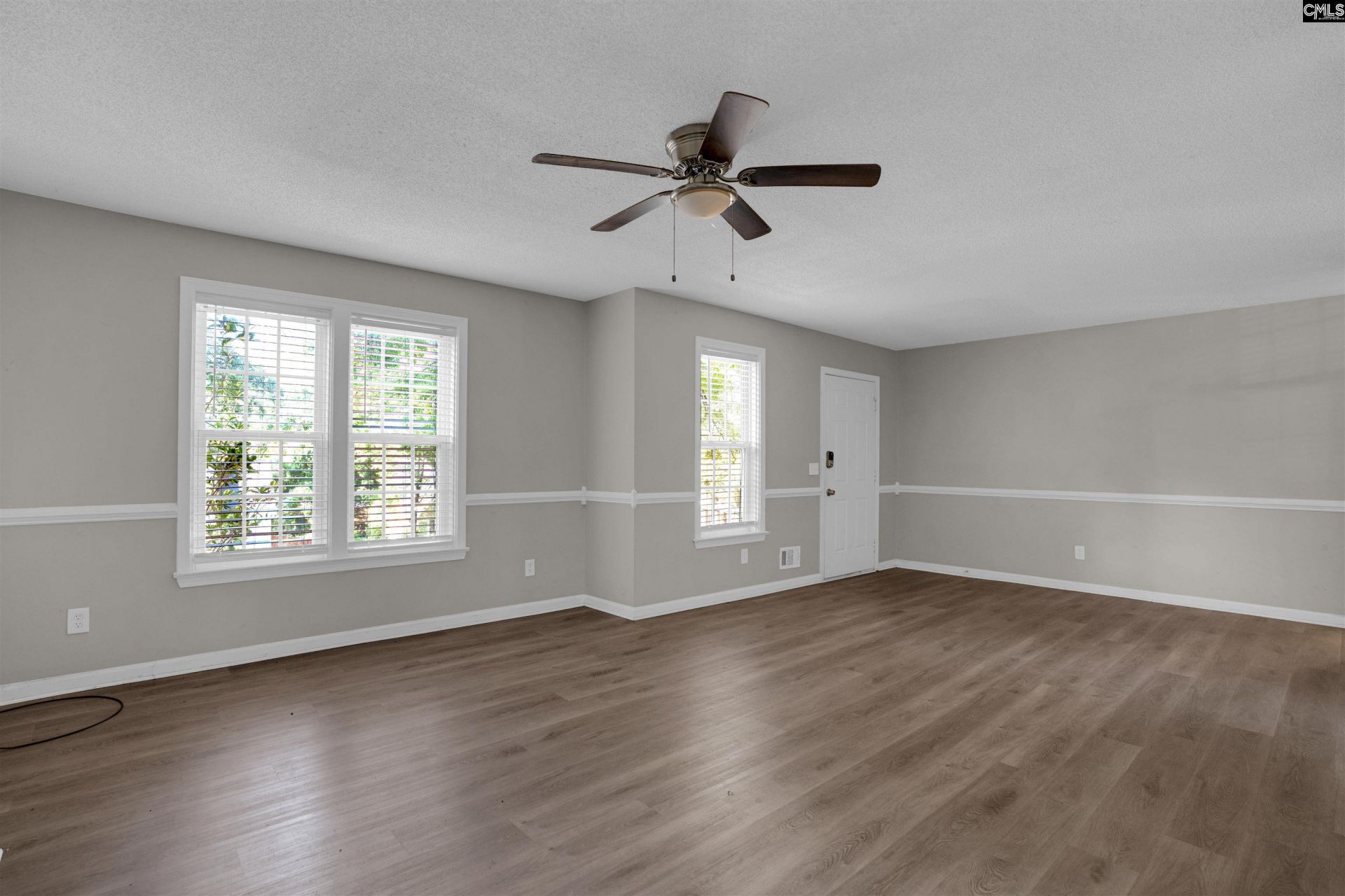 117 Dean Crest Road  Photo 5