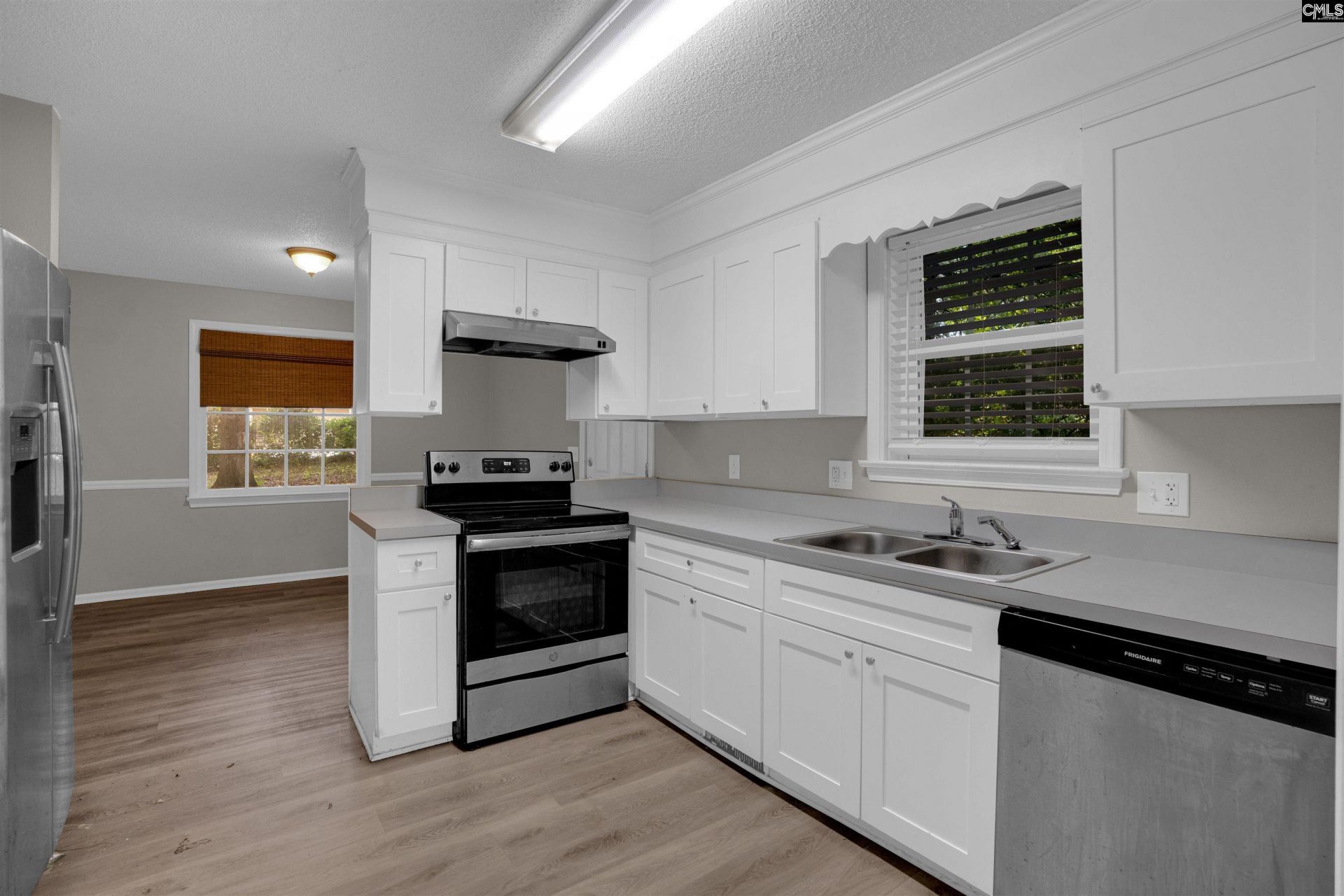 117 Dean Crest Road  Photo 7