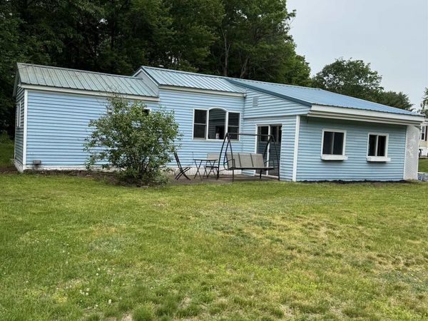 34 Ponderosa Avenue, Nashua, NH 03062