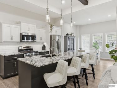 10215 Pintail Drive, Papillion, NE 68046