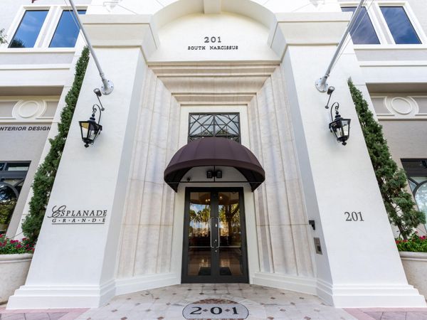 201 S Narcissus Avenue, Unit 1102, West Palm Beach, FL 33401