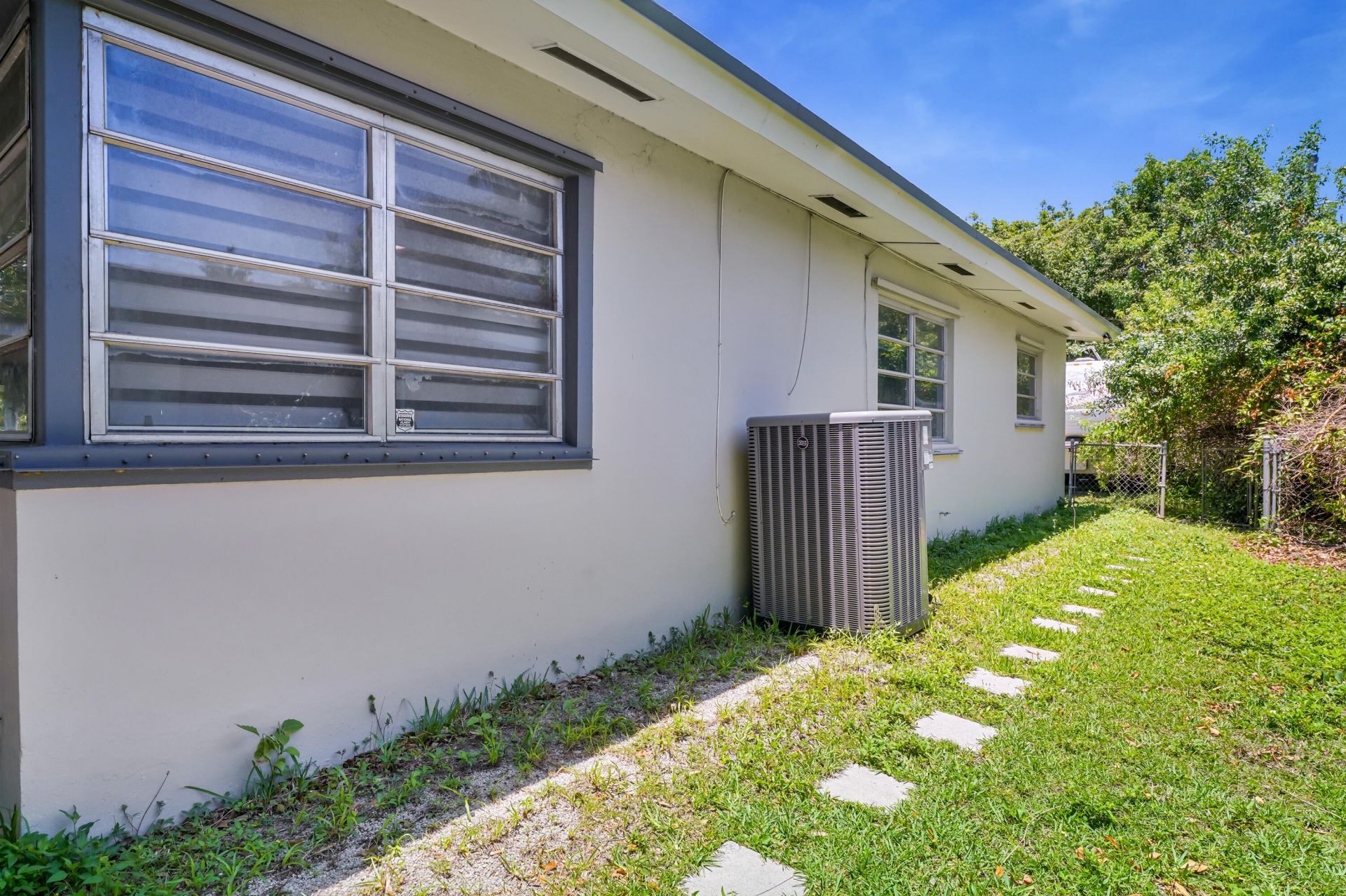 27 NE 18th Street, Homestead, FL 33030 Photo