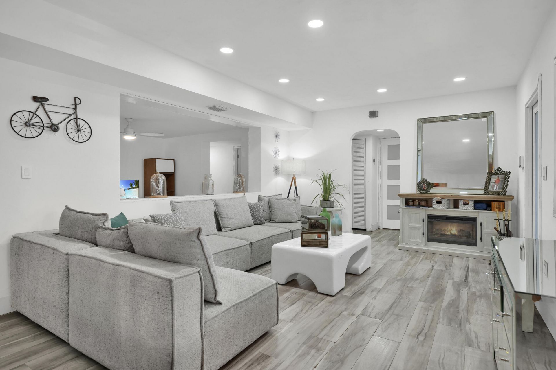 27 NE 18th Street, Homestead, FL 33030 Photo