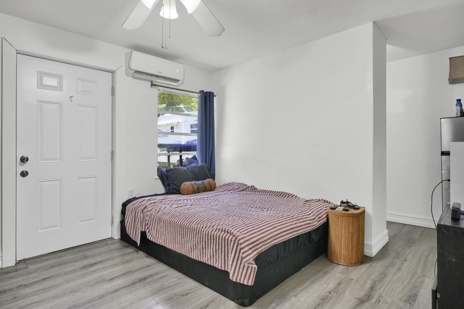27 NE 18th Street, Homestead, FL 33030 Photo