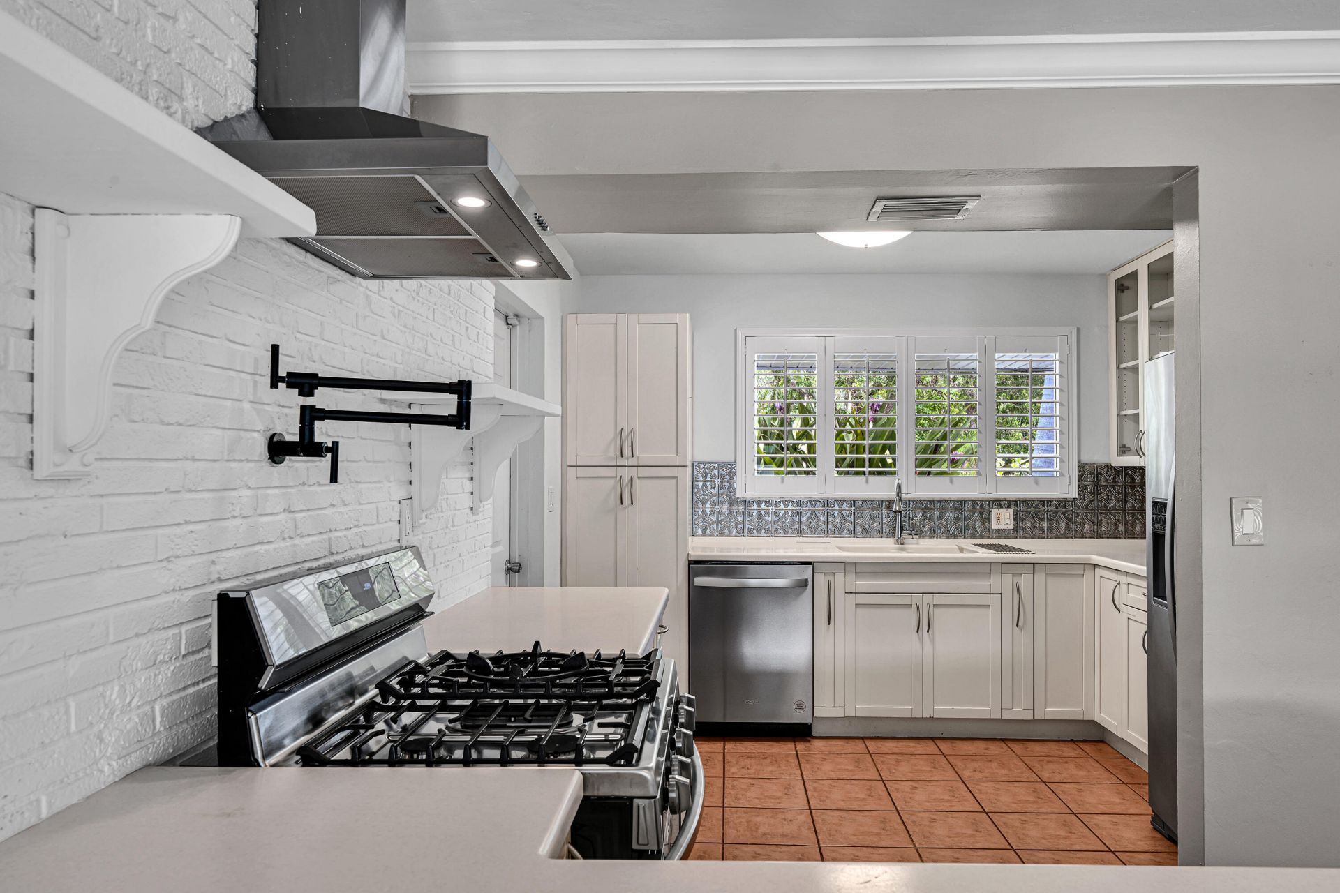901 SE 12th Avenue, Deerfield Beach, FL 33441 Photo