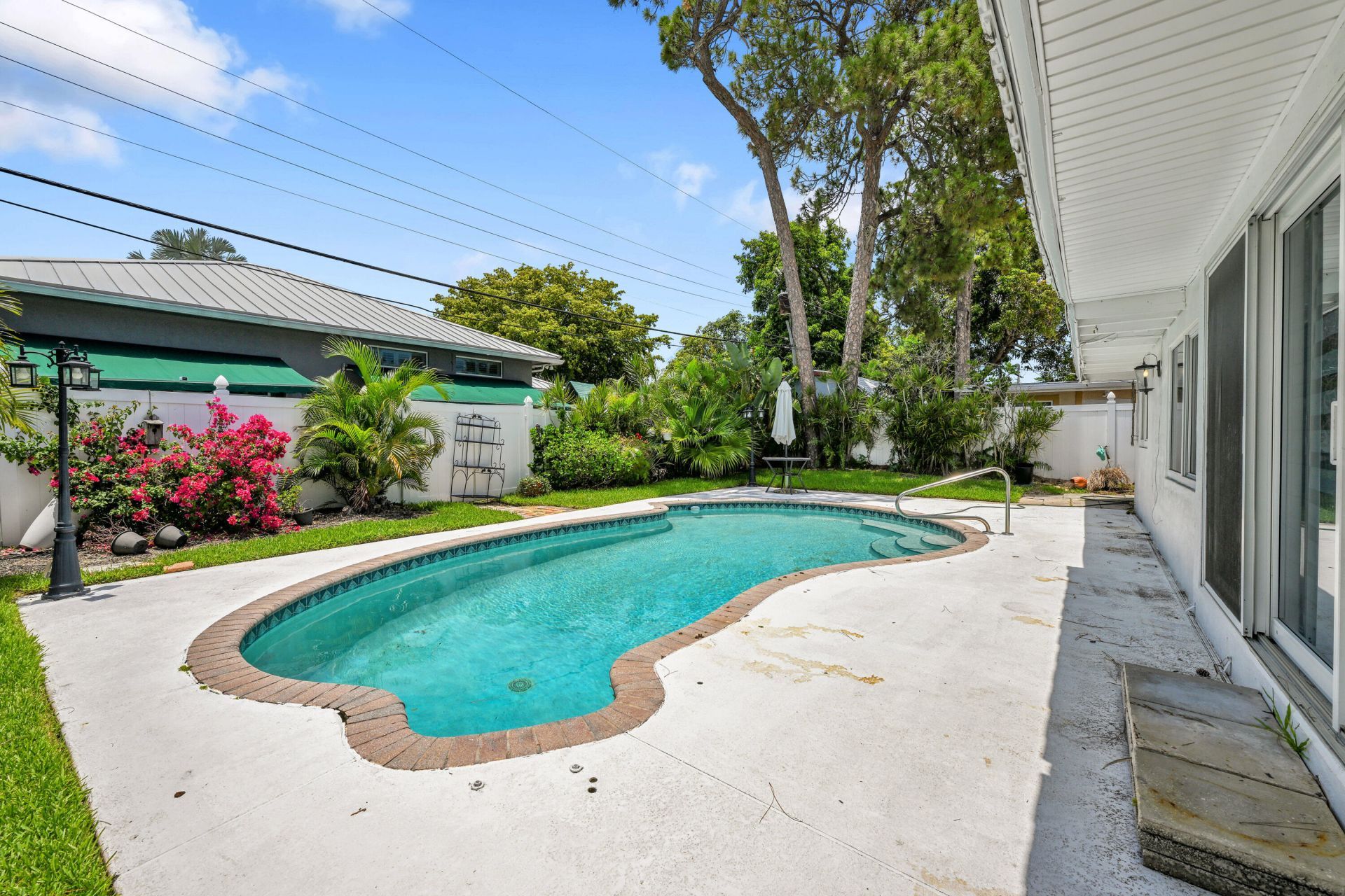 901 SE 12th Avenue, Deerfield Beach, FL 33441 Photo