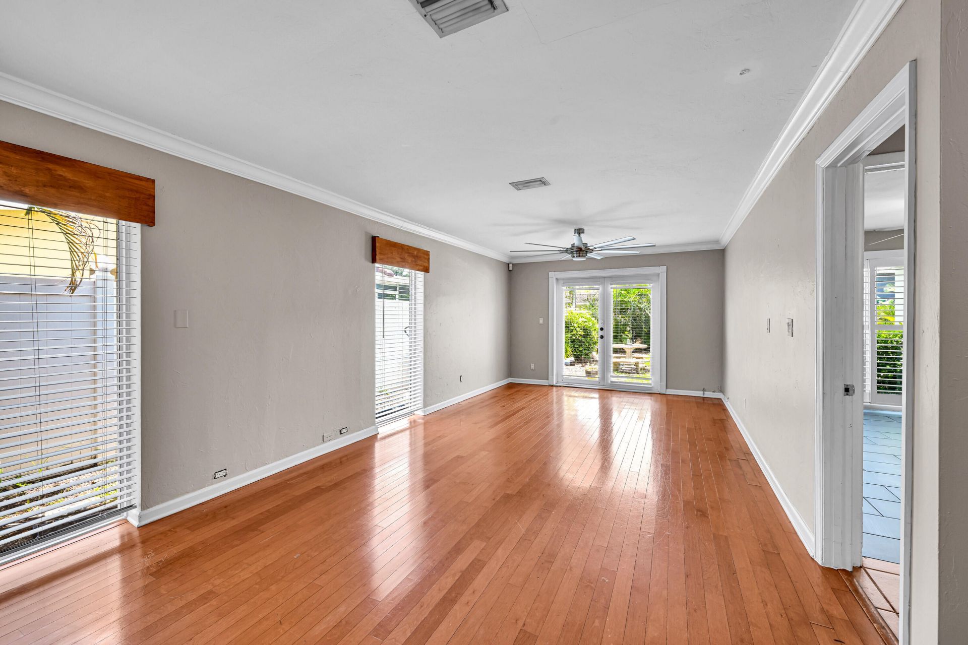 901 SE 12th Avenue, Deerfield Beach, FL 33441 Photo