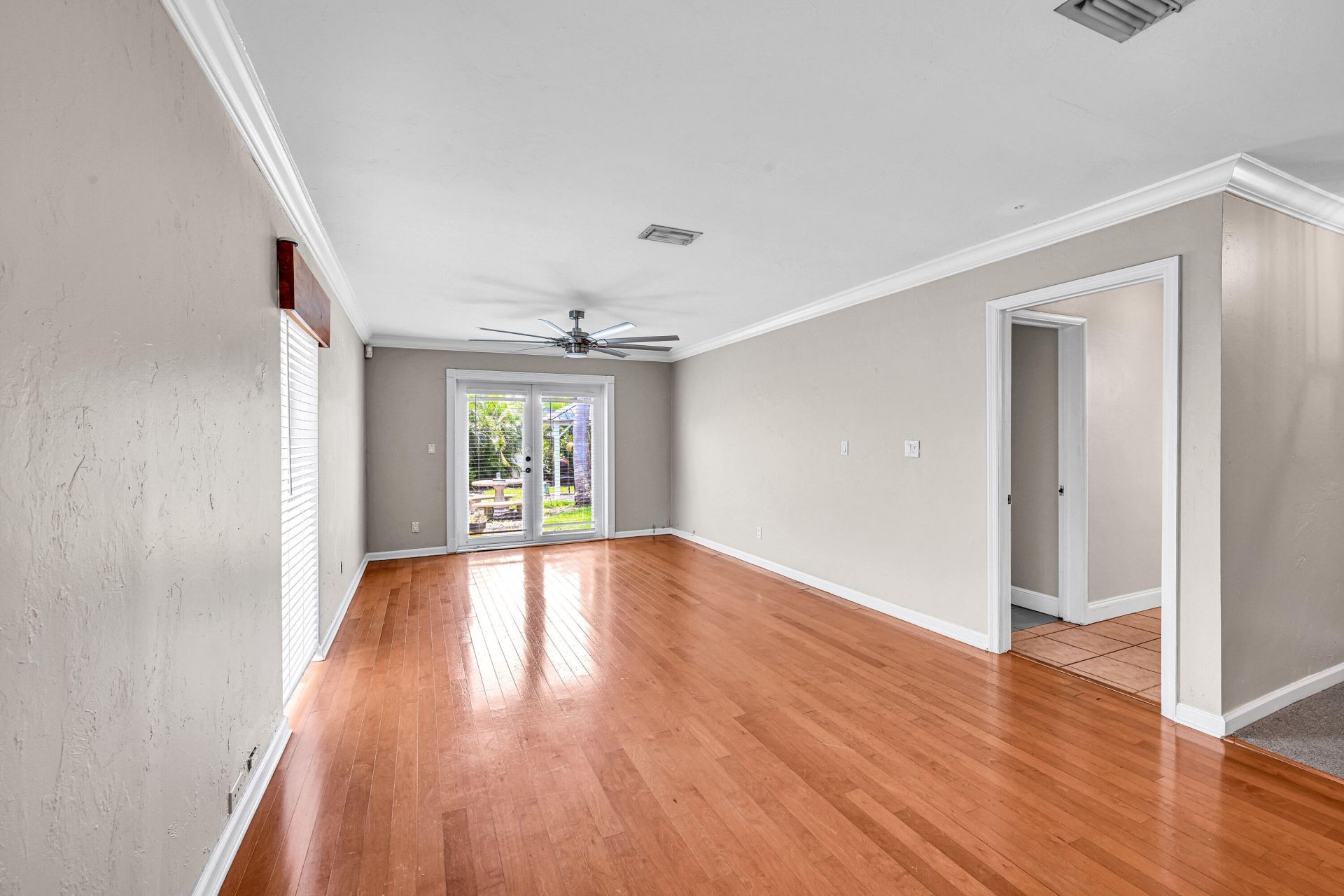 901 SE 12th Avenue, Deerfield Beach, FL 33441 Photo