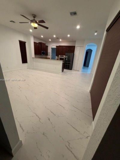 8711 NW 41st St, Cooper City, FL 33024 Photo