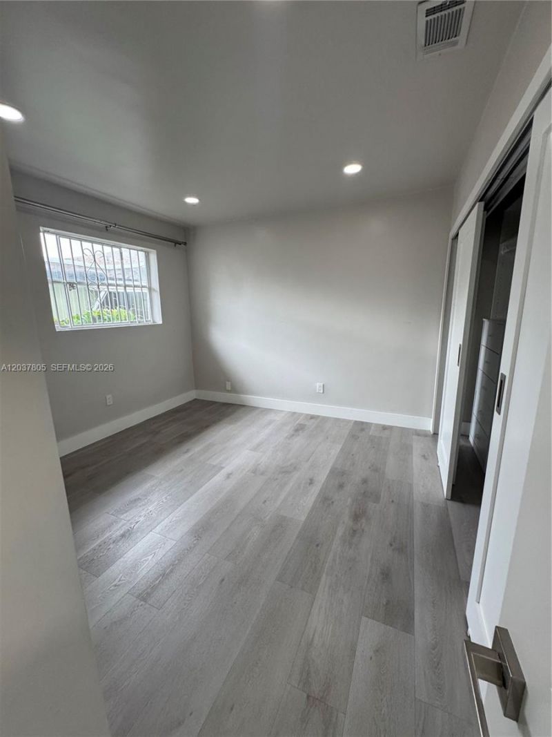 3000 NW 91st St, Unit 3001, Miami, FL 33147 Photo