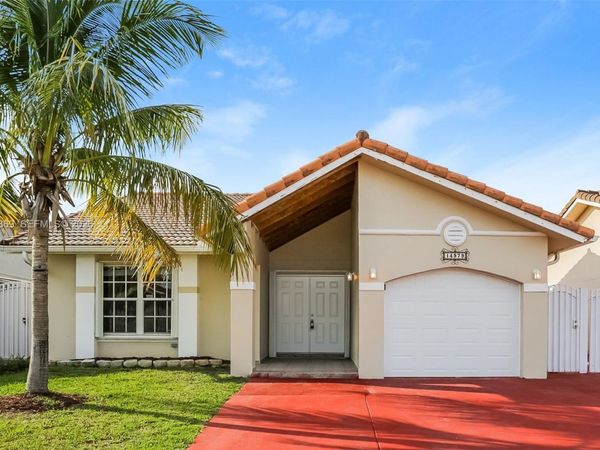 14979 SW 63rd St , Miami, FL 33193