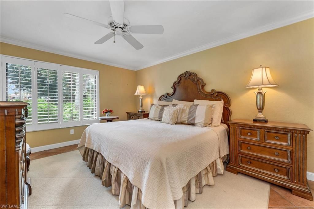 5950 Pelican Bay Blvd, Unit 111, Naples, FL 34108 Photo