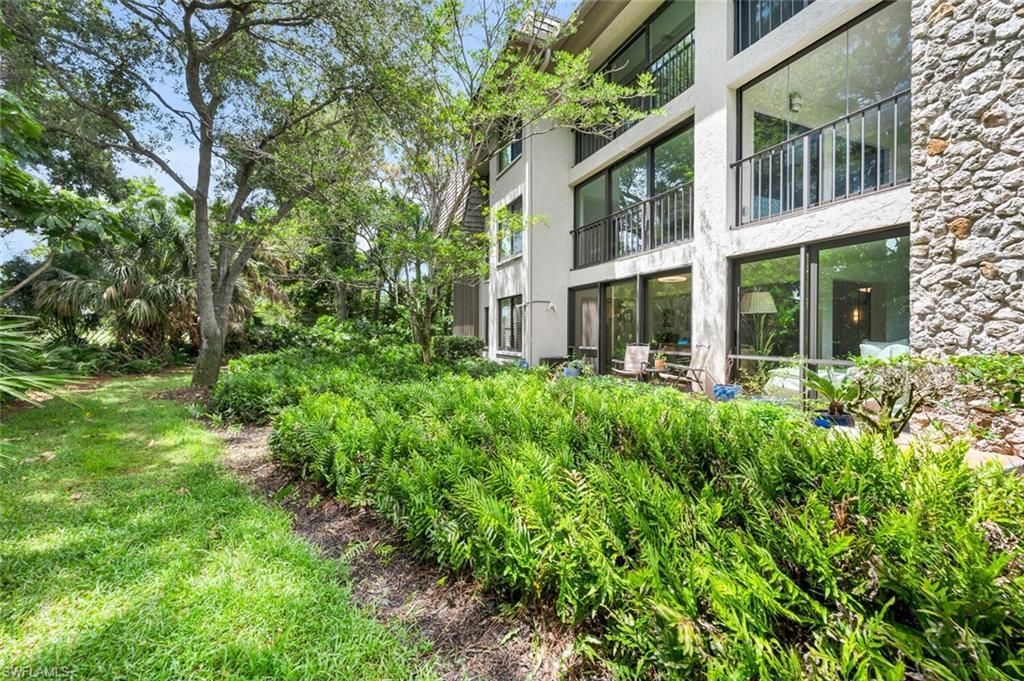 5950 Pelican Bay Blvd, Unit 111, Naples, FL 34108 Photo