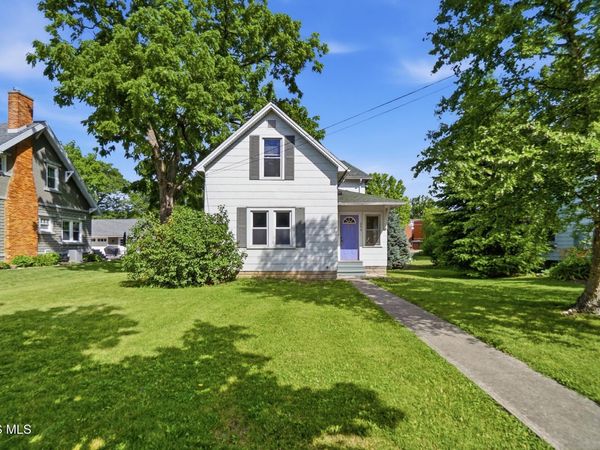 246 S Lawn Avenue , Bluffton, OH 45817