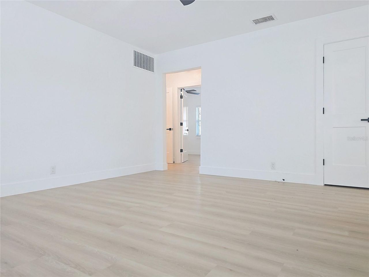 1035 15th Avenue S, Saint Petersburg, FL 33705 Photo