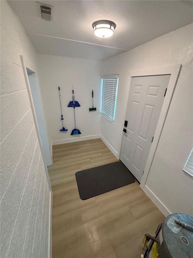 1035 15th Avenue S, Saint Petersburg, FL 33705 Photo