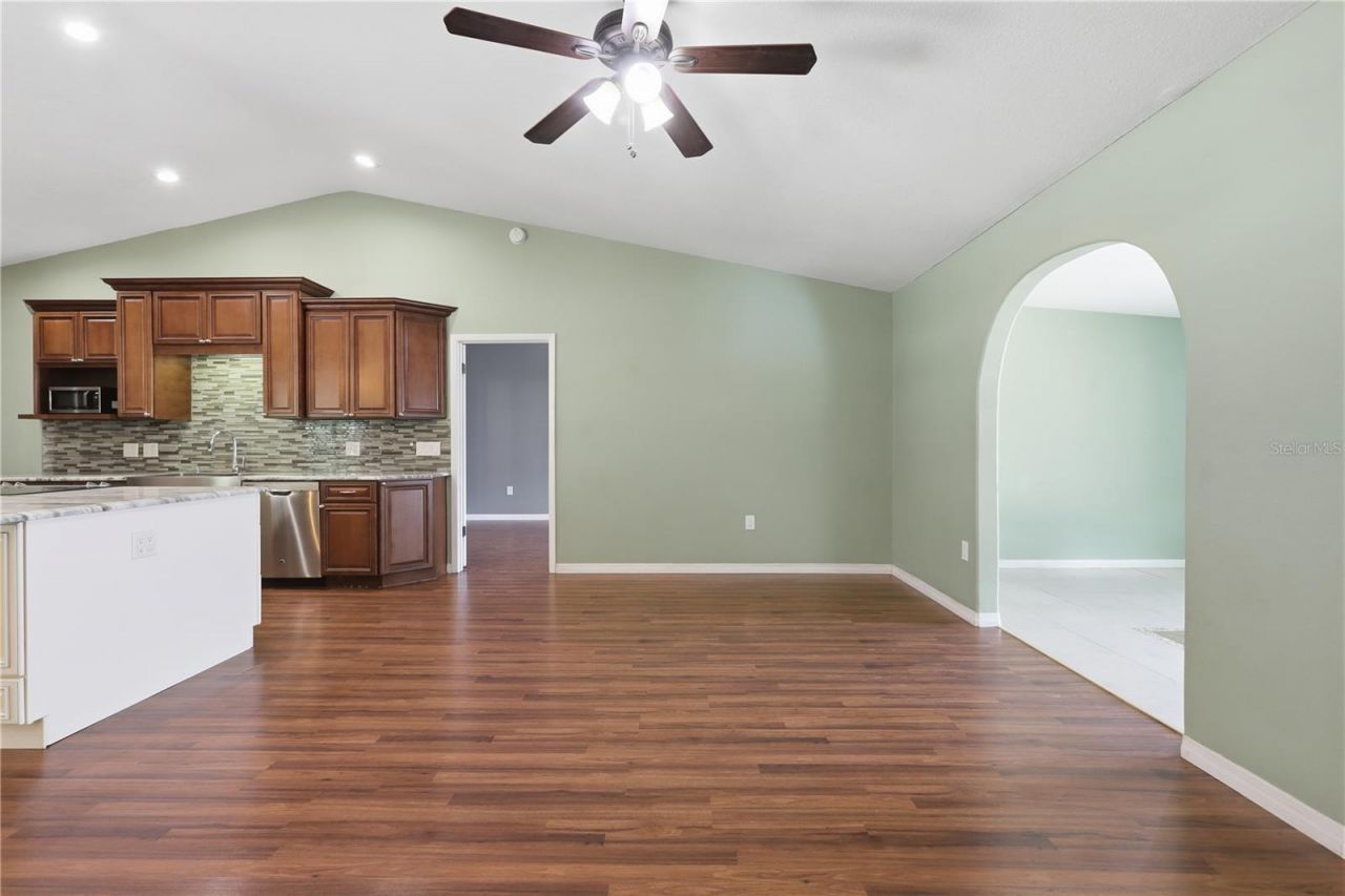 346 Riviera Drive , Debary, FL 32713 Photo