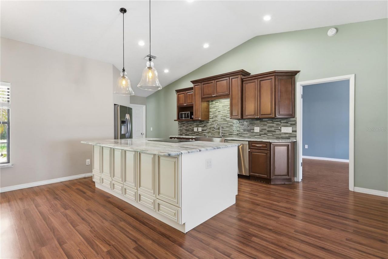 346 Riviera Drive , Debary, FL 32713 Photo