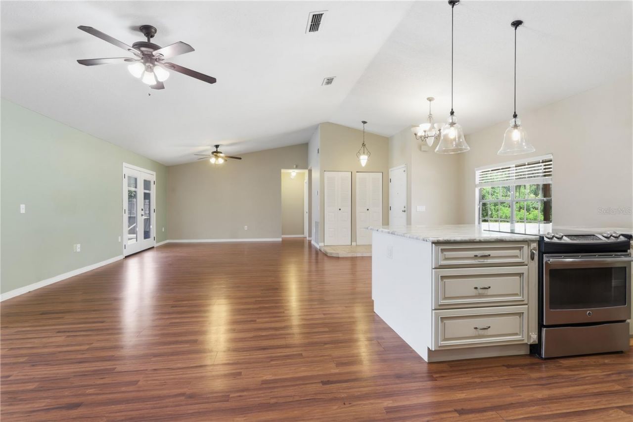 346 Riviera Drive , Debary, FL 32713 Photo