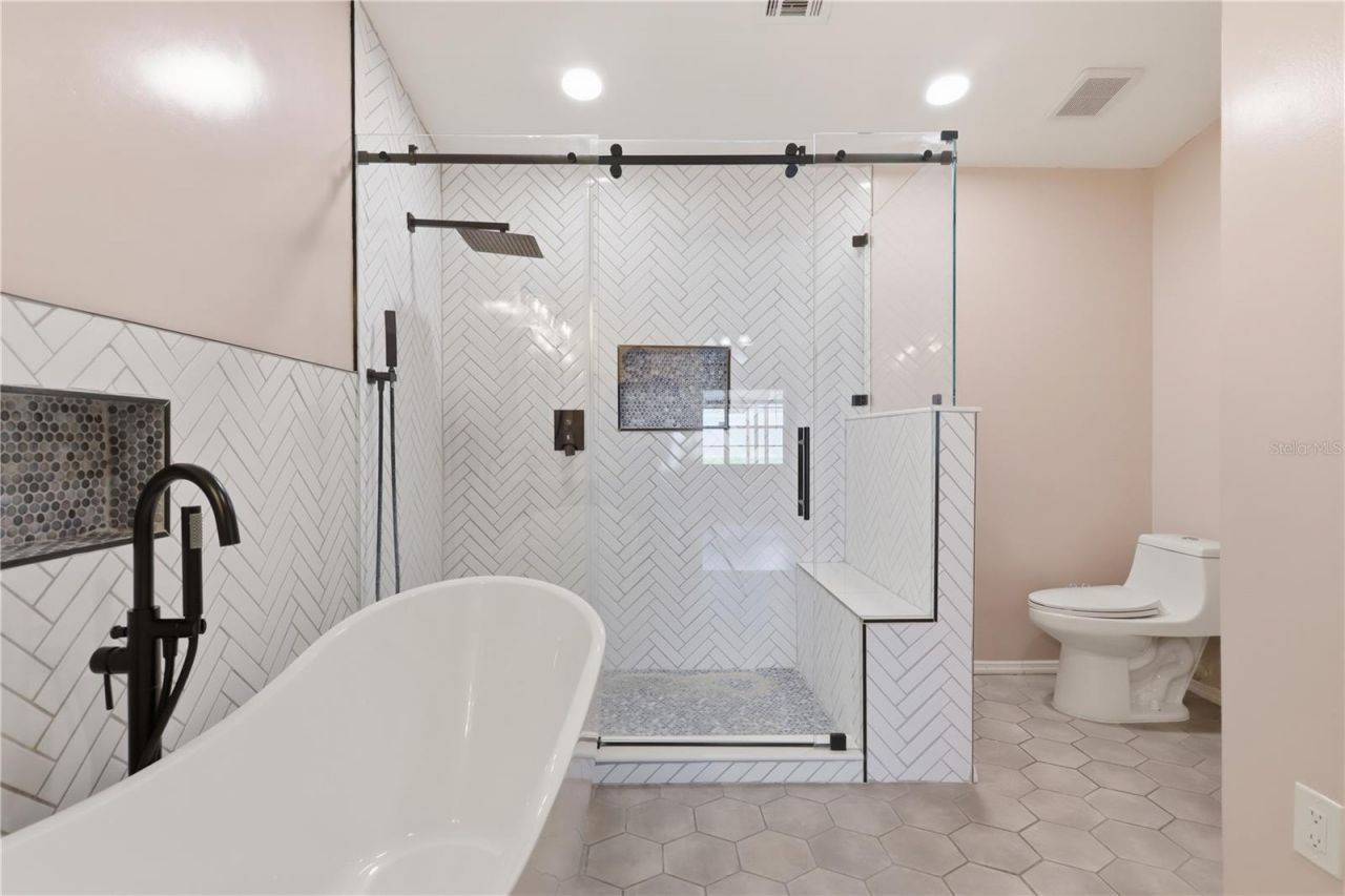 346 Riviera Drive , Debary, FL 32713 Photo