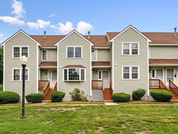 144 Patrick Rd, Unit 144, Tewksbury, MA 01876