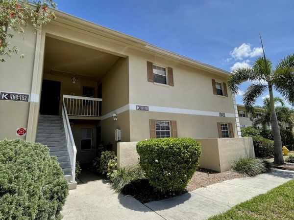 1664 Sunny Brook Lane NE , Unit 101, Palm Bay, FL 32905