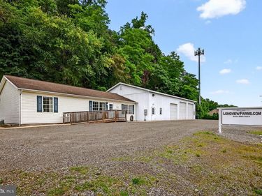 3181 COLUMBIA BOULEVARD, BLOOMSBURG, PA 17815