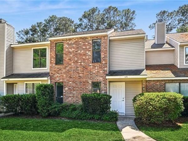 128 PINERIDGE W Street, Unit 128, Mandeville, LA 70448