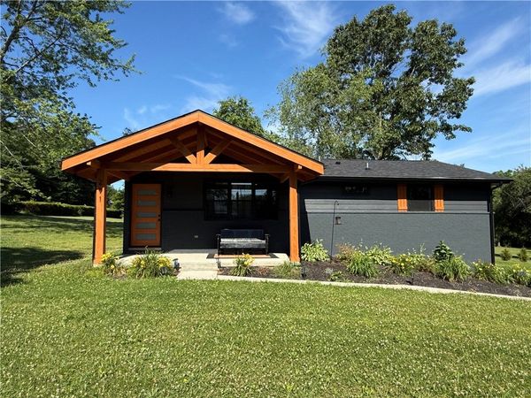 291 Simon Dr, Butler, PA 16002
