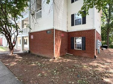 1851 Trailwood Heights Lane, Unit 104, Raleigh, NC 27603