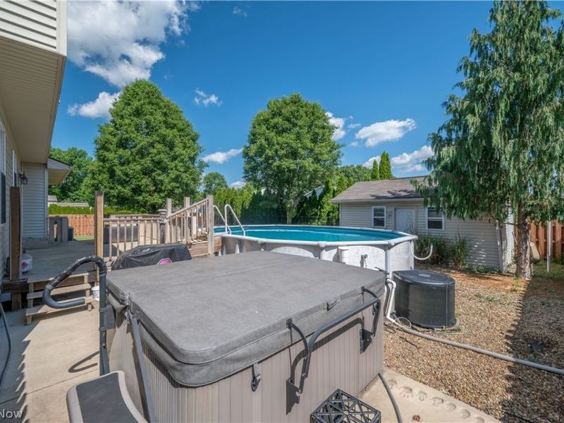 5128 Clearfield Drive , Mineral Ridge, OH 44440 Photo 10