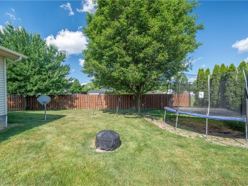5128 Clearfield Drive , Mineral Ridge, OH 44440 Photo 12