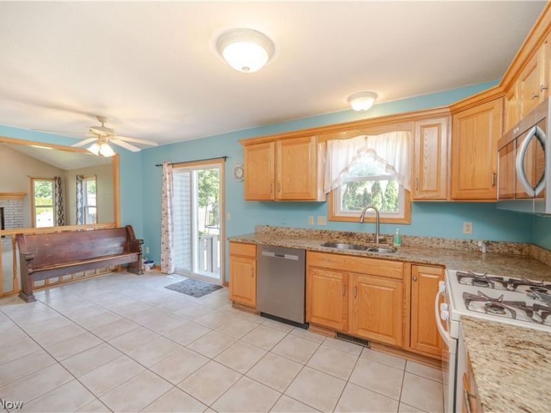 5128 Clearfield Drive , Mineral Ridge, OH 44440 Photo 19