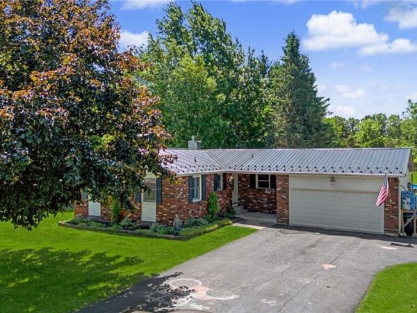 13075 Steiner Road , Akron, NY 14001