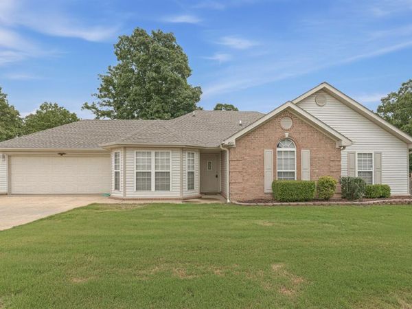 4600 Summit Ridge Drive, Jonesboro, AR 72404