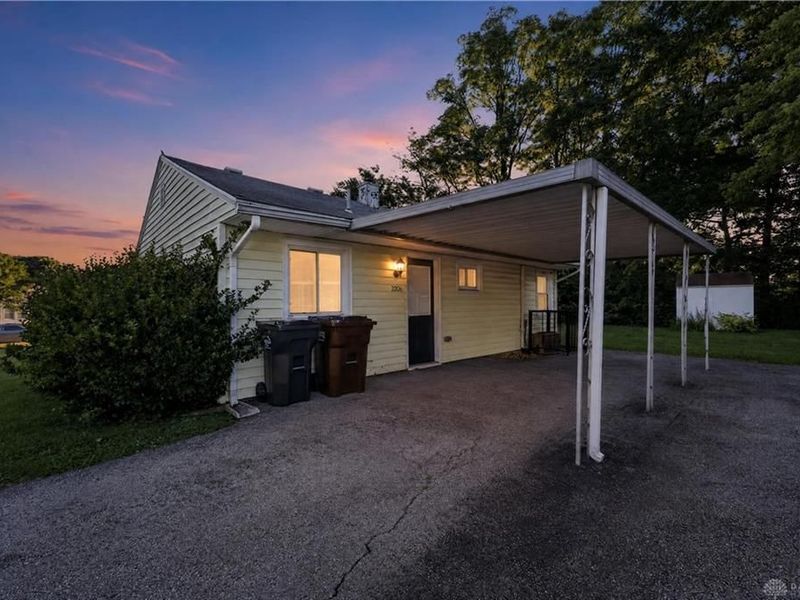 2206 Hazelton Avenue, Riverside, OH 45431 Photo 3
