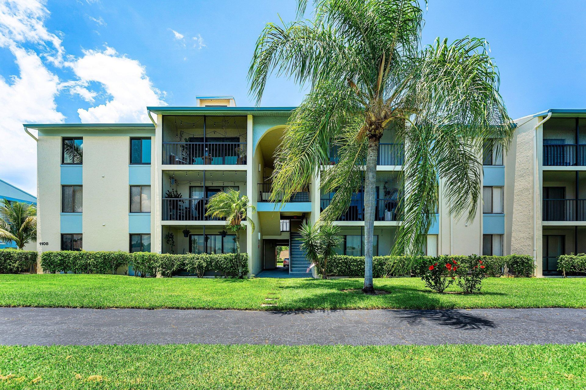 1108 Green Pine Boulevard, Unit E1, West Palm Beach, FL 33409 Photo