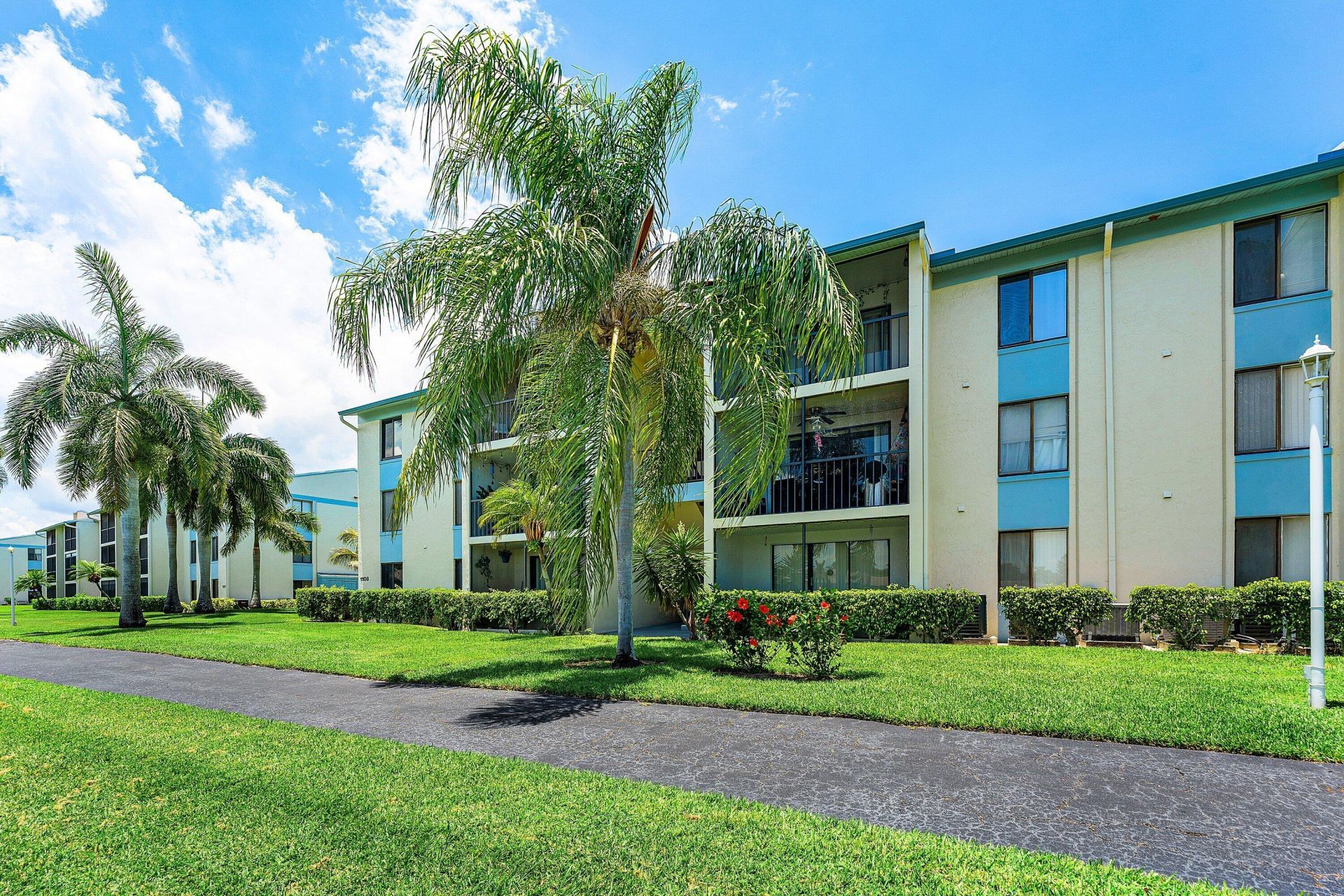 1108 Green Pine Boulevard, Unit E1, West Palm Beach, FL 33409 Photo