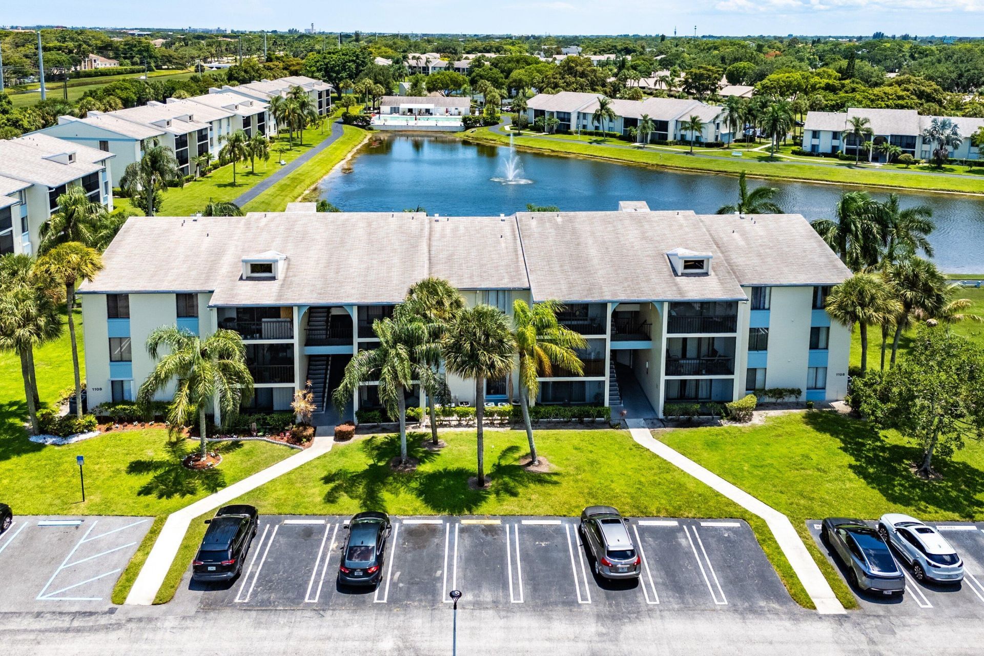 1108 Green Pine Boulevard, Unit E1, West Palm Beach, FL 33409 Photo